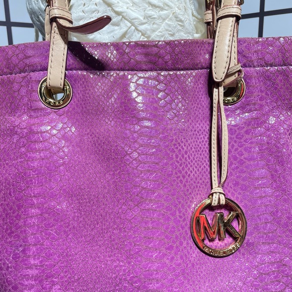 Michael Kors Fuchsia Snakeskin Tote - Picture 8 of 15